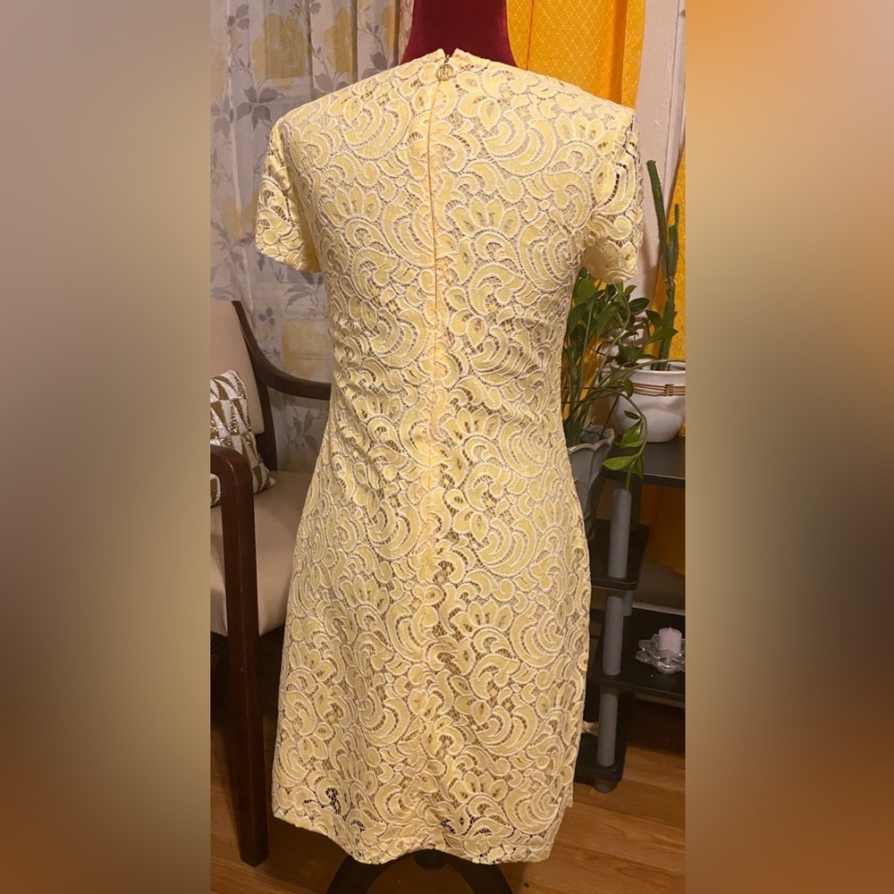 Tommy Hilfiger Lace Short Sleeves Dress - Yellow- Size 2 - Like New - Picture 3 of 12